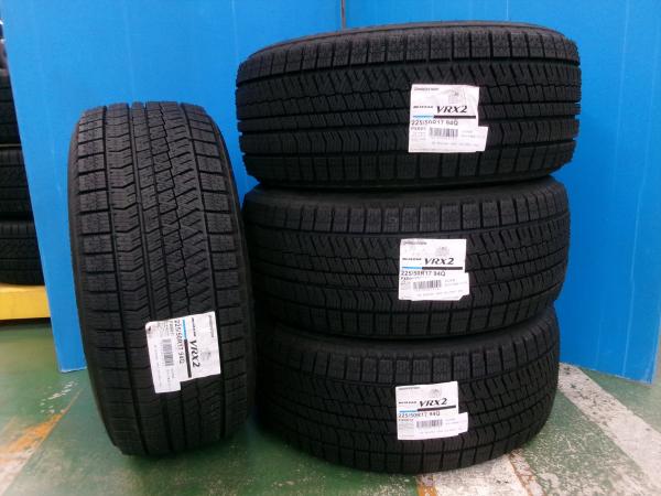 ◆2023年製国産未使用スタッドレス4本セット◆ブリヂストンブリザックVRX2 225/50R17インチ◆ベンツCクラスBMW3シリーズアウディA4等 江田