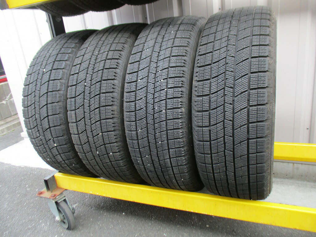 楽天市場】215／60R17 スタッドレス（ブランドナンカン