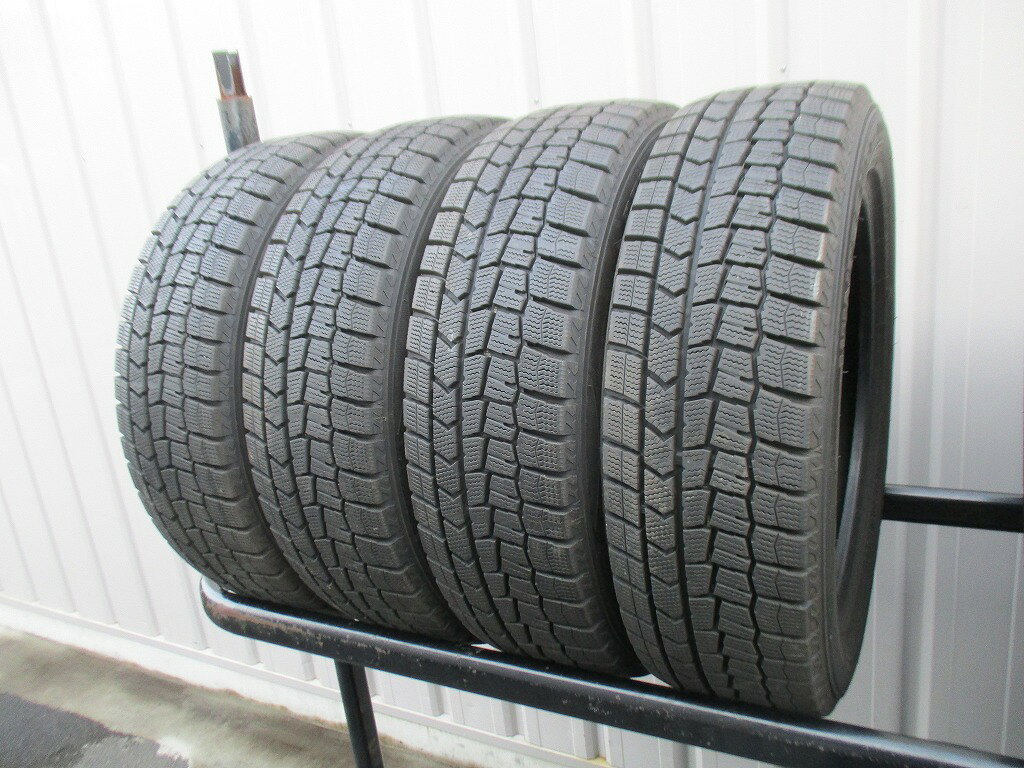 ■商品情報 【商品名】 ★☆175/60R16 82Q ダンロップ WINTER MAXX WM02 スタッドレス 2021年製 4本 送料込 T74230221☆★インボイス領収書発行可能 【商品説明】 ・DUNLOP WINTER MAXX WM02 ・ダンロップ ウィンターマックス ・サイズ：175/60R16 82Q ・8分山(写真にて判断をお願い致します) ・4本セットです ・極上品 ・エア漏れチェック済み ・製造は2021年製です。 ■注意事項・発送詳細 【注意事項】 新品ではないのでその点はご了承ください。 完璧な商品をお求めの方はご遠慮ください。 マッチング等、御使用に関しては、購入者様で確認お願い致します。 あくまで中古品ということを理解していただける方のみのご購入で宜しくお願い致します。 【発送詳細】 送料無料 （沖縄、離島別途お問い合わせください） ■商品ランク 【タイヤ】 B 走行距離・偏摩耗の少ない劣化のほとんどない中古品