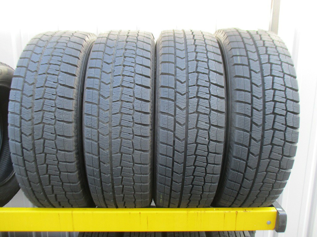 ■商品情報 【商品名】 ★☆195/65R16 92Q ダンロップ WINTER MAXX WM02 スタッドレス 2021年製 4本 送料込 T85580929☆★インボイス領収書発行可能 【商品説明】 ・DUNLOP WINTER MAXX WM02 ・ダンロップ ウィンターマックス ・スタッドレス ・サイズ：195/65R16 92Q ・9分山(写真にて判断をお願い致します) ・4本セット ・極上品 ・エア漏れチェック済み ・製造は2021年製です。 ■注意事項・発送詳細 【注意事項】 新品ではないのでその点はご了承ください。 完璧な商品をお求めの方はご遠慮ください。 マッチング等、御使用に関しては、購入者様で確認お願い致します。 あくまで中古品ということを理解していただける方のみのご購入で宜しくお願い致します。 【発送詳細】 送料無料 （沖縄、離島別途お問い合わせください） ■商品ランク 【タイヤ】 A 走行距離も少なく、非常に状態の良い中古品