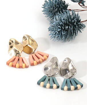 ピアス イヤーアクセサリー レディース 秋 冬 秋冬 揺れる メタル スティック シルバー ゴールド エスニック アジアン ネイティブ チチカカ公式 TITICACA / メタル&スティックピアス ziwkba8629