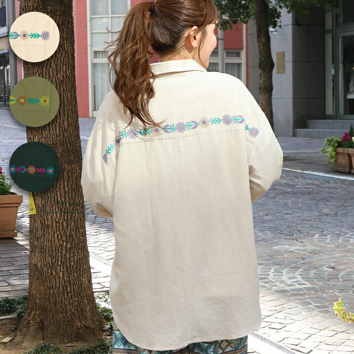 リネン混フロル刺繍シャツ ／ シャツ トップス 羽織り レディース 長袖 春 夏 秋 シンプル 麻混 レーヨン 綿 刺しゅう 花 フラワー オーバーサイズ ゆったり ナチュラル ネイビー カーキ カジュアル キレイめ オフィス エスニック チチカカ TITICACAのサムネイル