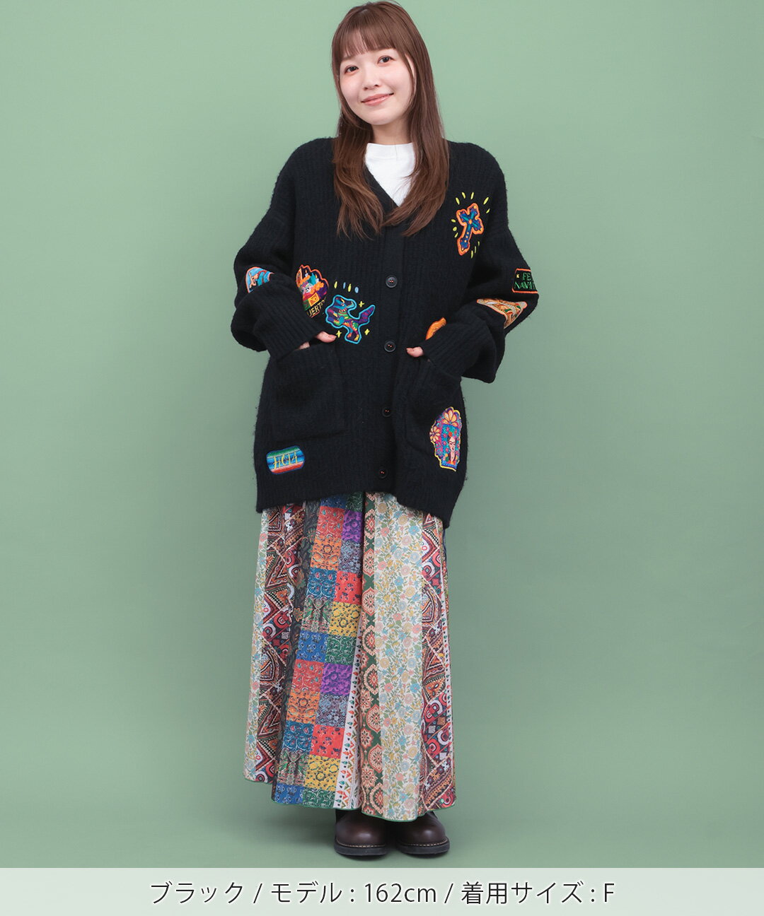 Rico メヒコアップリケ刺繍カーディガン ／ カーディガン ニット ワッペン アップリケ 刺しゅう メキシコ モチーフ フリーダ カラベラ 羽織り はおり ボタン Vネック レディース 秋 冬 長そで ゆったり 黒 ブラック エスニック チチカカ TITICACA 2