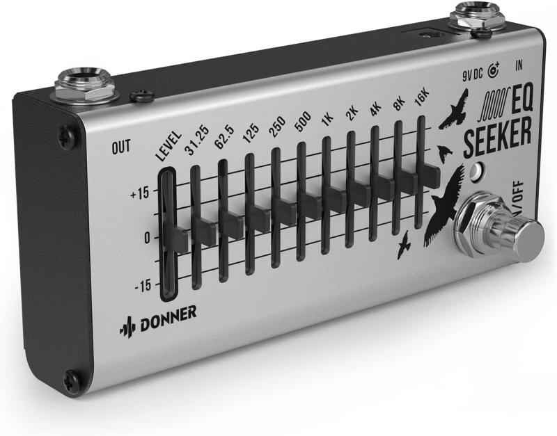 イコライザー EQシーカー 10バンド EQ Equalizer エフェクター イコライザー エフェクター ペダル (EQ Seeker) グレーコンパクトなサイズで、様々な音楽タイプに適し、より多彩なサウンドを実現しますトゥルーバイパスでエフェクトをオフにした時に入力と出力を直結する事で音に一切の劣化を起こさないようにします。LEDライトは作動状態を表示しますあらゆる楽器に適した完全機能の10バンドグラフィックイコライザー。FM頻度：31.25, 62.5, 125, 250, 500, 1K, 2K, 4K, 8K, 16K出力レベル/EQレベル制御用スライダー、各帯域で±15dBの調整可能なゲイン範囲DC 9Vアダプター（センターマイナス）が必要（別売り）（ご購入後30日以内で製品をご満足いただけなかった場合、を承ります。製品をご利用いただけない場合、当店までご連絡ください。）