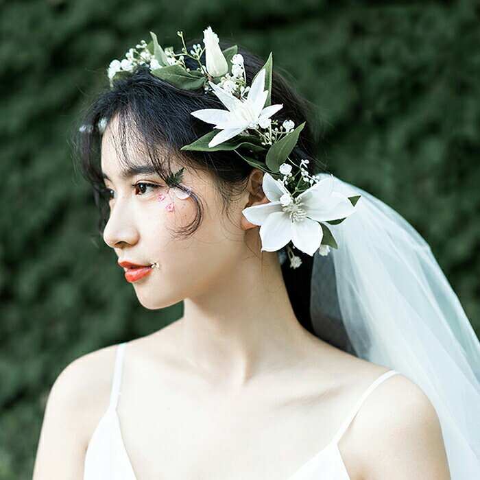 花かんむり ウエディング 花冠 ヘッドドレス ティアラ 結婚式 カチューシャ ヘアアクセサリー 花嫁 髪飾り ウェディング 森ガール 花輪 手作り 造花 海外旅行 フェス 写真撮り 姫風