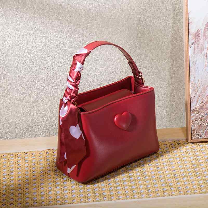 Rakuten - バッグ レディース ウェディング 結婚式 鞄 赤色 レトロ 大容量 ハンドバッグ バケツ型バッグ 菱格柄 PUレザー カゴバッグ