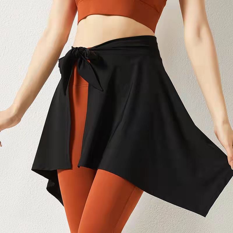 TKMjapan本店のラップスカート 巻スカート ヨガウェア レディース 女性用 腰巻 ヒップカバー 肩掛け 無地 おしゃれ 可愛い 体型カバー スポーツウェア ダンス ピラティス フィットネス トレーニング ジム｜アングル3