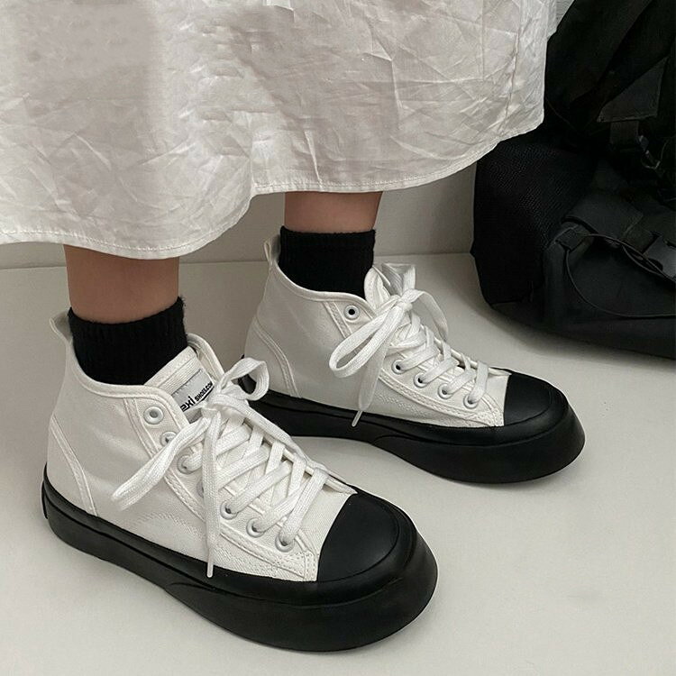 Rakuten - スニーカー レディース メンズ 白 黒 おしゃれ キャンバス 靴 疲れにくい ハイカット シューズ カジュアル