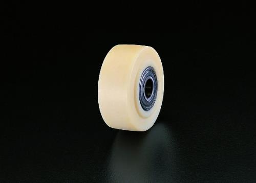 仕様：●車輪径×幅(mm):125×55●軸径(mm):25●軸幅:60mm●耐荷重(kg):2,000 (4 km/h)●タイヤ硬度:80 ショアD●耐熱温度:-20~80°C (35°C以上では負荷容量が減少します。)●重量(g):1,117●材質:タイヤ:キャストナイロン、リム:スチール●高荷重・ハイスピードでの使用に耐えられるボールベアリング仕様●ナイロン車輪の中でも特に頑丈な高荷重タイプ●一般的なナイロン製車輪に比べて耐荷重・圧力強度・弾力性・形状復元性に優れており、地面を転がる際の抵抗も少ないです●アルコール・塩分・グリス・希酸・希アルカリなどの化学薬品にも耐えられます商品画像に関する注意事項：●画像に数字等の情報が入っている場合は、　品番末尾が対象商品の画像となります。