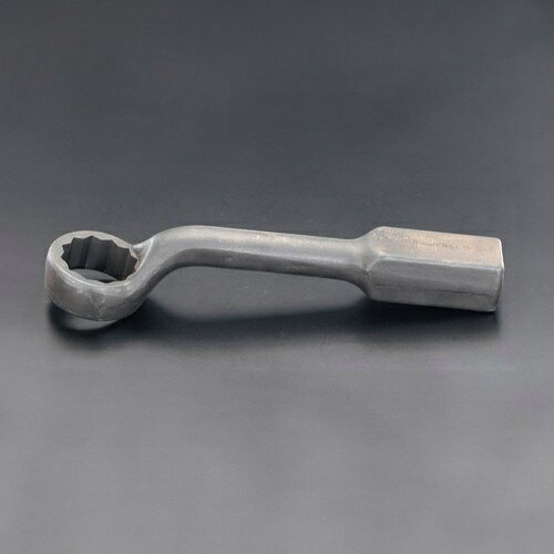 仕様：●対辺:2-15/16”●全長:420mm●重量:8.69kg●材質:鍛造鋼●12ポイント●打撃レンチを使用する時は無反動ハンマーなどを併用してください。●作業を行うときは必ず保護メガネを着用してください。●打撃中にスパナが落ちると危険です。グリップ穴にひもを通して落下を防いでください。●水銀不使用商品画像に関する注意事項：●画像に数字等の情報が入っている場合は、　品番末尾が対象商品の画像となります。