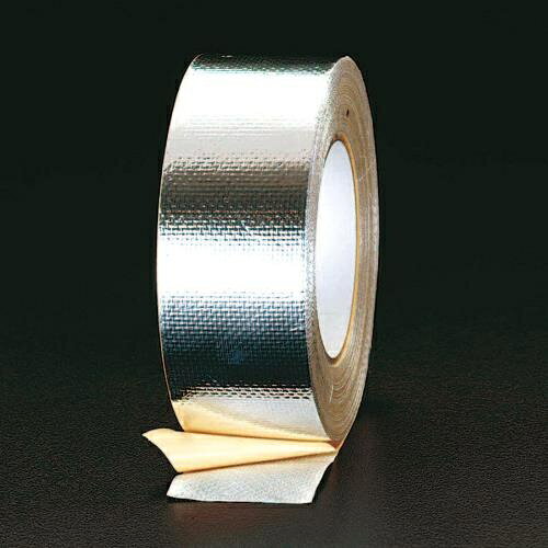 仕様：●幅:75mm●長さ:30m●厚さ:0.18mm●材質:基材:ガラスクロスアルミ箔粘着剤:アクリル系●用途:ダクト配管の保護、保温材の目地、配線や部品の固定用●粘着力:12.4N/10mm●引張強度:240N/10mm●耐熱温度:約80°C●空調ダクトのシール、保温筒・グラスウールの固定・シールに。●凸凹面や曲面にぴったりフィット。●ガラスクロスアルミ箔にアクリル粘着剤を塗布した、離型紙付のアルミガラスクロス粘着テープです。●強粘着タイプのアクリル系粘着剤を使用しており、安定した粘着性能を有しています。●基材強度が高いだけでなく、高級感のある貼り付け面が得られます。商品画像に関する注意事項：●画像に数字等の情報が入っている場合は、　品番末尾が対象商品の画像となります。