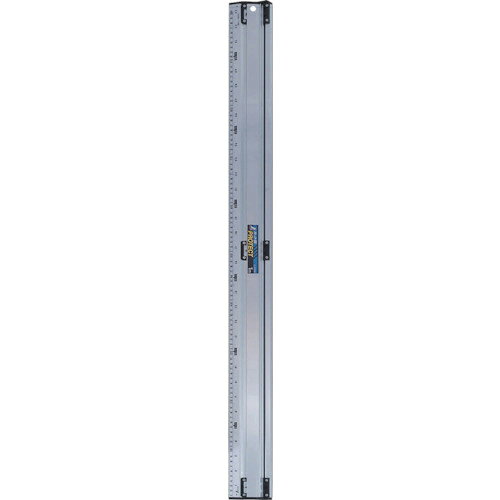 特長：折りたたみ式の防護壁付で使用時高さ30mmの防護壁が手を守ります。曲がりにくく押さえ易い幅広設計。サイドキャップ付で材料を傷めません。カッター面にはステンレス板付で刃が食い込みません全長にスベリ止ゴム付でしっかり固定出来ます用途：防護壁を上げてカッターのガイド定規として。長さ測定として。線引きとして。仕様：全長(mm)：1020幅(mm)：80厚さ(mm)：15呼び寸法(mm)：1000目盛精度(mm)：±0.60真直度(mm)：0.4長さの許容差：±0.51mmcmと尺相当の併用目盛材質／仕上：本体：アルミニウム、ステンレス、ポリアセタール樹脂すべり止め:ゴム　●代表画像について 商品によっては、代表画像を使用している場合がございます。 商品のカラー、サイズなどが異なる商品をイメージ画像として 使用させて頂いている場合がございます。 必ず、商品の品番と仕様をご確認のうえ、ご注文お願いいたいます。 　●お買上げ明細書の廃止について 当店では、個人情報保護と環境保護の観点から同封を廃止しております。 お買上げ明細書が必要な場合は、備考欄に「お買上げ明細必要」と 記載お願いいたします。 当店からの出荷の場合は、同封にて発送させて頂きます。 （※メーカー直送の場合は、PDFデータをメールさせて頂きます。） 　注意事項 ※商品名に【2個セット】等、数量の明記がない場合は1個での販売となります。