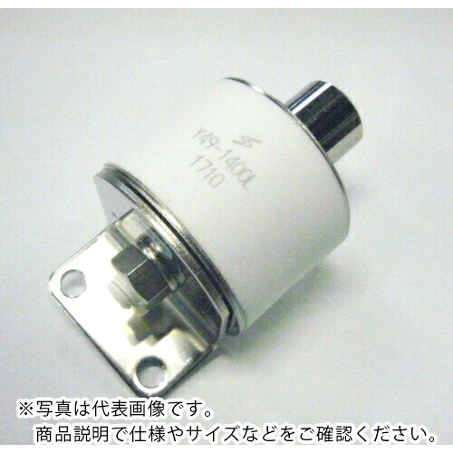 特長：2極アレスタ（GDT）通信機器の通信回路の基板および電源回路の中性線と接地間に実装され、回線に誘起される誘導電圧およびTOV（一時的過電圧）などから機器を保護する目的で使用します。各種電子機器、通信回線の防護、AC電源、インバータの保護に使用します。仕様：モジュラー形状：ネジ端子最大許容電流：AC 500 A、0.3 s、10 回動作開始電圧：500 V/s、1400V±150V注意：本製品をAC電源に使用する場合は、必ずバリスタ等と併用してください。アレスタ単体で使用すると続流が生じる可能性があります。　●メーカー取寄商品について 本商品はメーカーからの取寄商品となります。 納期は、メーカー確認後、メールでご連絡させて頂きます。 在庫状況、生産状況によっては、かなり納期がかかる場合もございます。 　※お急ぎの場合は、ご注文前の納期確認も承りますので、　　お気軽にお問い合わせください。 　●代表画像について 商品によっては、代表画像を使用している場合がございます。 商品のカラー、サイズなどが異なる商品をイメージ画像として 使用させて頂いている場合がございます。 必ず、商品の品番と仕様をご確認のうえ、ご注文お願いいたいます。 　●北海道・沖縄・離島・一部地域の送料について 別途追加で送料がかかる場合がございます。 送料がかかる場合は、メールにて送料をご連絡させて頂き、 お客様にご了承頂いてからの手配となります。 　●お買上げ明細書の廃止について 当店では、個人情報保護と環境保護の観点から同封を廃止しております。 お買上げ明細書が必要な場合は、備考欄に「お買上げ明細必要」と 記載お願いいたします。 当店からの出荷の場合は、同封にて発送させて頂きます。 （※メーカー直送の場合は、PDFデータをメールさせて頂きます。）
