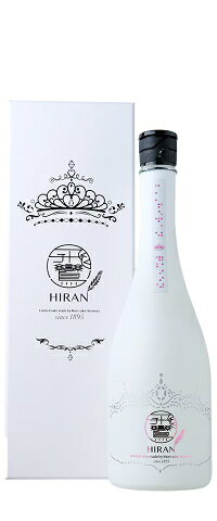 商品詳細 商品名 HIRAN にこまる QueenRegal Edition 製造元 森酒造場 生産地 長崎県 平戸市 原材料 米・米麹 　　 内容量720ml 　　精米歩合 麹米60％ 掛米25％ 　　 日本酒度 非公開 　　 　　 酸度 非公開 　　 　　 度数 14度（原酒） 　　 使用酵母 非公開 　　 特徴 通常のQueenとの最大の違いは、搾りの工程にあります。 一般的な搾りでは圧力をかけることで成分を引き出しますが、このRegal Editionは一切加圧せず、自然に流れ出たお酒だけを丁寧に集めました。　