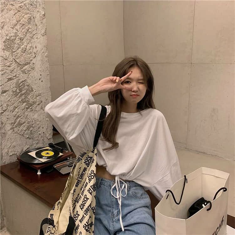 Tシャツ レディース スウェット 長袖 ショート丈 トップス クロップド丈 韓国ファッション 白 無地 ハイウエスト対応 へそ出し 春 秋 カジュアル ゆったり シンプル おしゃれ 可愛い トレンド 韓国風 トップス トレーナー プルオーバー パーカー 体型カバー tmrmassage-10003799 TMRリラックス サンプル画像2