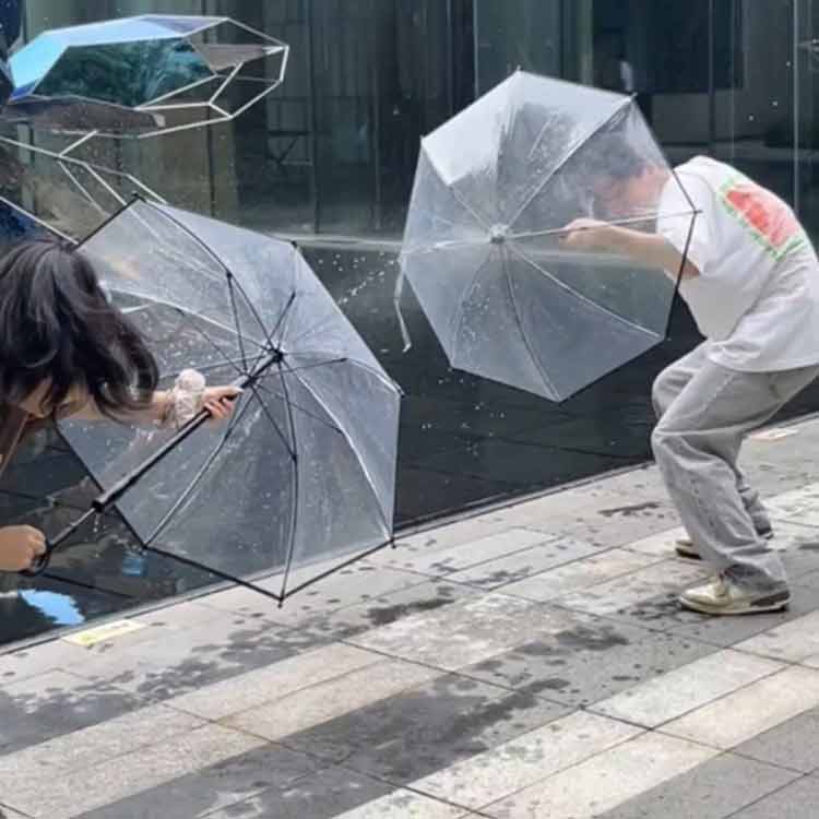 遊び道具 水濡れマークバンド 傘型 強力 対戦セット 水鉄砲 2本 水鉄砲傘 キャンプ...