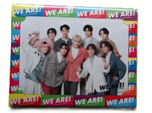 Rakuten - 新品 Snow Man WE ARE! フォト 台紙スタンド付き WE ARE! Let’s get the party STARTO!! ★ スノーマン 岩本照 深澤辰哉 ラウール 渡辺翔太 向井康二 阿部亮平 目黒蓮 宮舘涼太 佐久間大介 グッズ