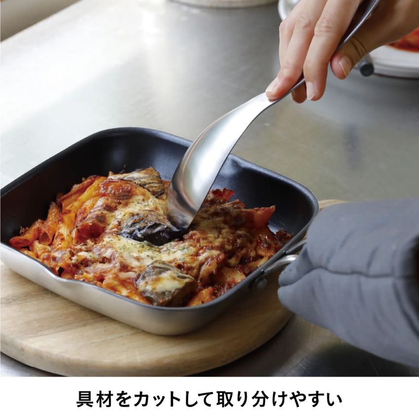 LIFE LUCKのシービージャパン たっぷりすくえる取り分けスプーン // 燕三条 すくいやすい 使いやすい カット 取り分け 便利 キッチン 料理 大皿 ステンレス 日本製 CB JAPAN｜アングル2