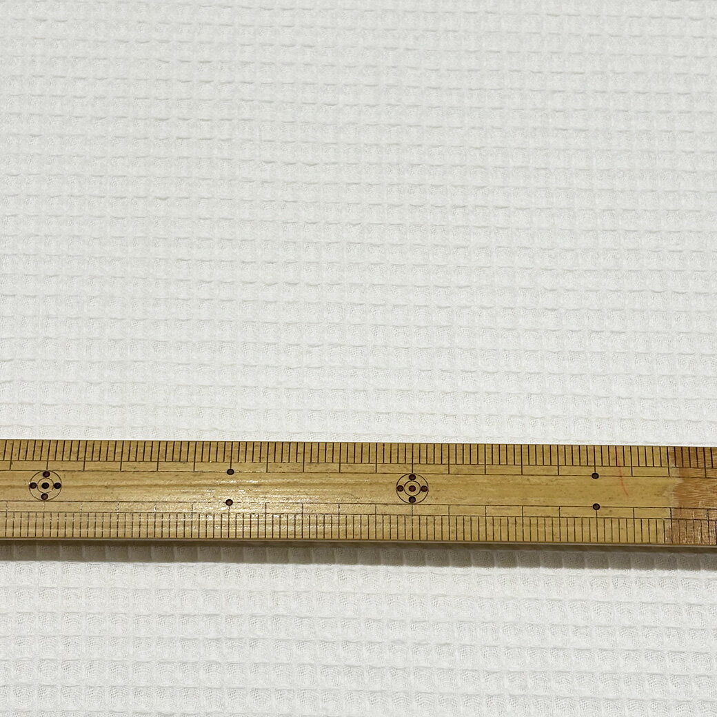 【★BLACK FRIDAY★P5倍】 生地 【 ワッフル 】 ワッフル生地 凹凸 100cm巾 綿100% 綿生地 ナチュラル シンプル 無地 吸水性 吸湿性 寝具カバー ベビー用品 テーブルクロス キッチン用品 インテリア ハンドメイド Textil