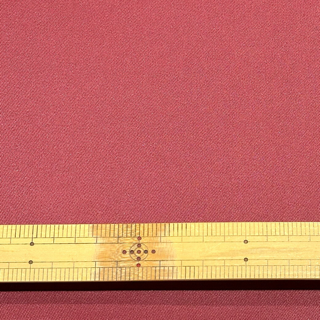 生地 【 暗幕 エンジ 】 布 生地 暗幕 カーテン 無地 シンプル インテリア 撮影 間仕切り 暖簾 のれん 日よけ 目隠し ペット用カバー ソファカバー 寝室用 安眠 勉強 集中 省エネ 学校 Web会議 背景 ポリエステル ファブリック DIY 手芸 クラフト Textile World TOA