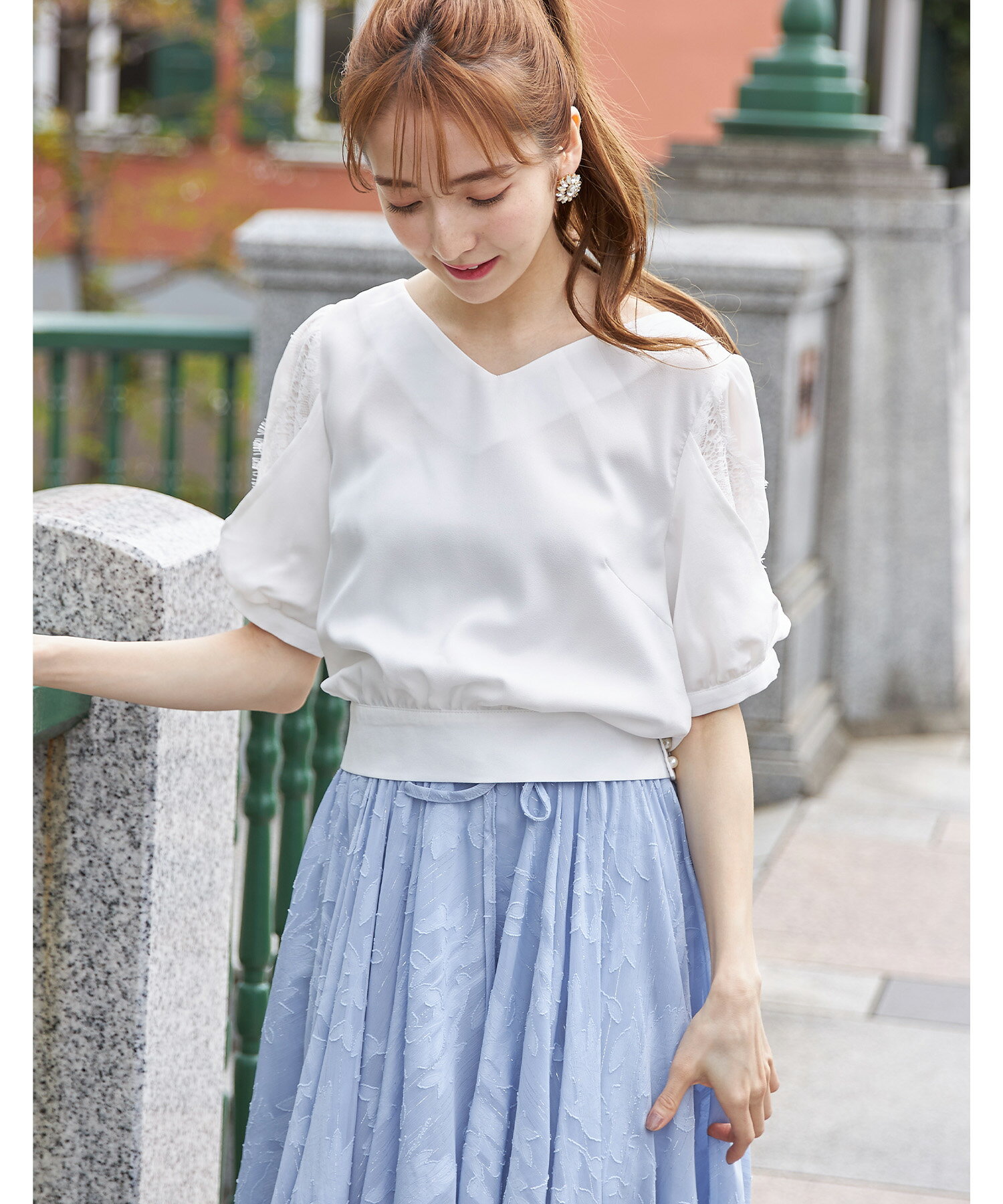 3WAYウエストリボン付きパール釦レーススリーブ切り替えブラウス【ramies　ラミーズ】tocco closet(トッコクローゼット)　ラベンダーネイビー ホワイト アイスグレー ブラック ベージュのサムネイル