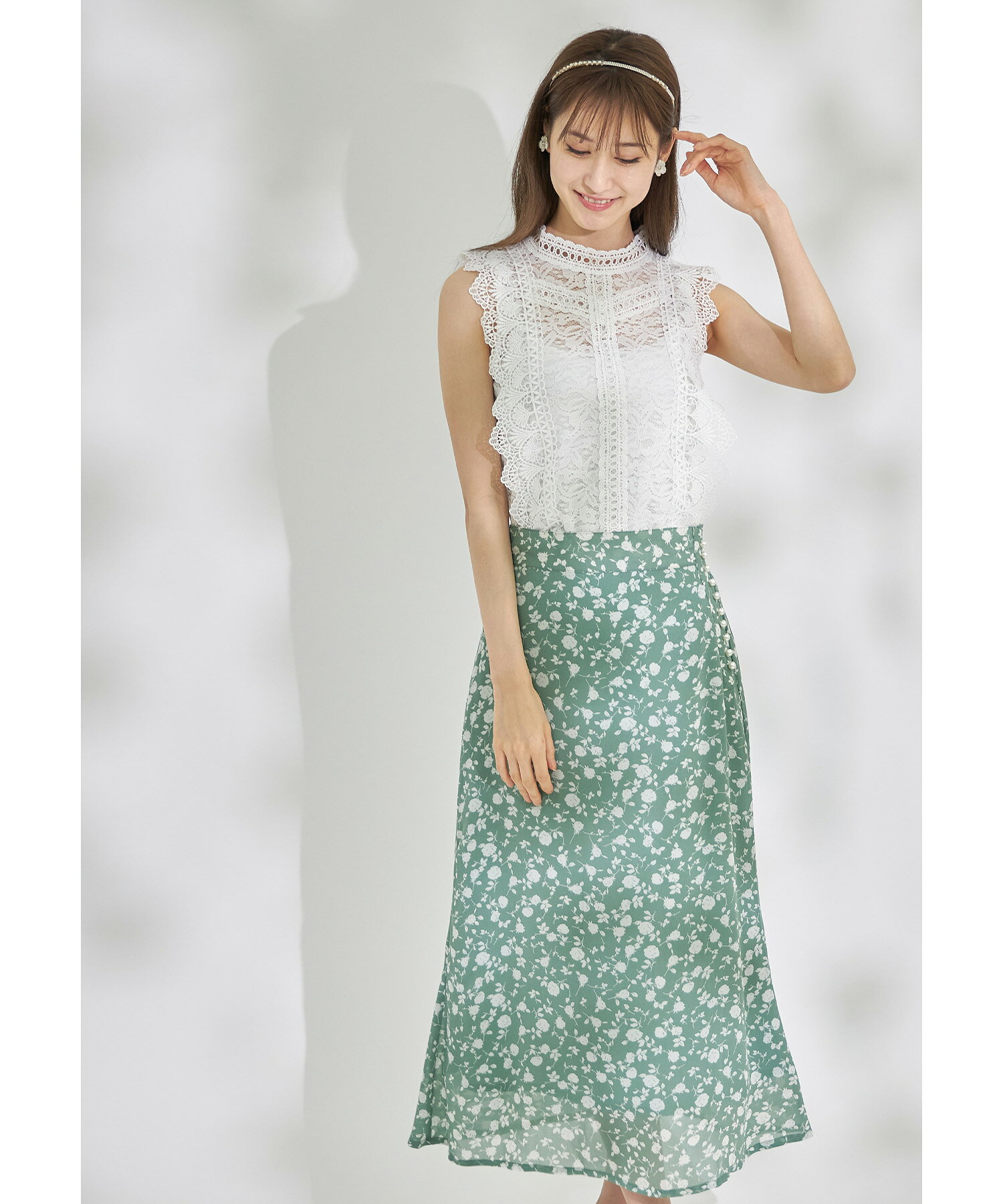 サイドパール付きフラワープリントナロースカート【codies　コディース】tocco closet(トッコクローゼット)　グリーン オフホワイト ブラックのサムネイル