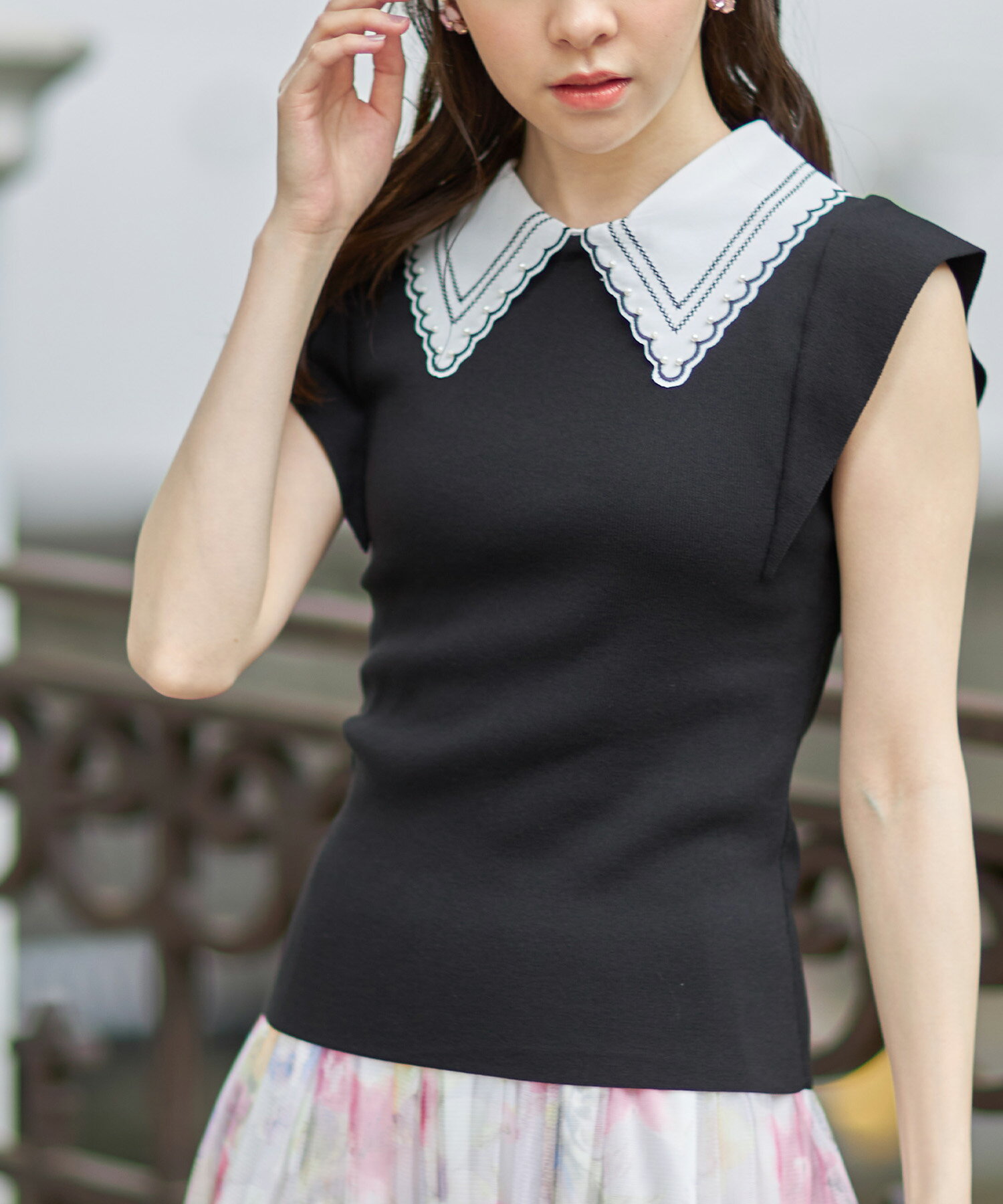 パール×配色刺繍ライン襟付き2WAYフレンチスリーブニットプルオーバー【yolias　ヨーリス】tocco closet(トッコクローゼット)　 ブラック ホワイトのサムネイル