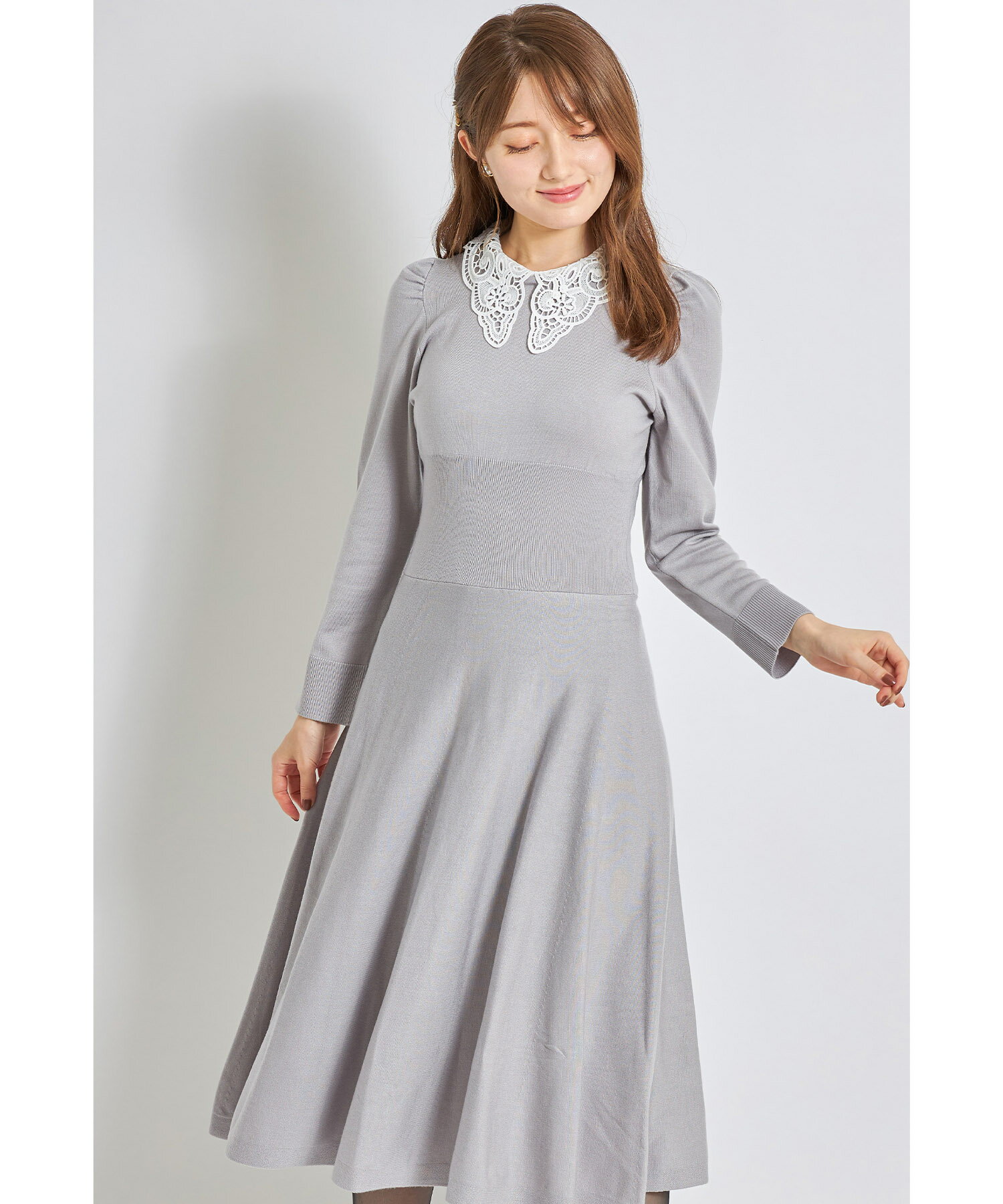取り外し可能なレース襟付きリブ切替パワーショルダーニットワンピース【lodiane　ロディアン】tocco closet(トッコクローゼット)　 アイスグレー ブラック グレイッシュピンクのサムネイル