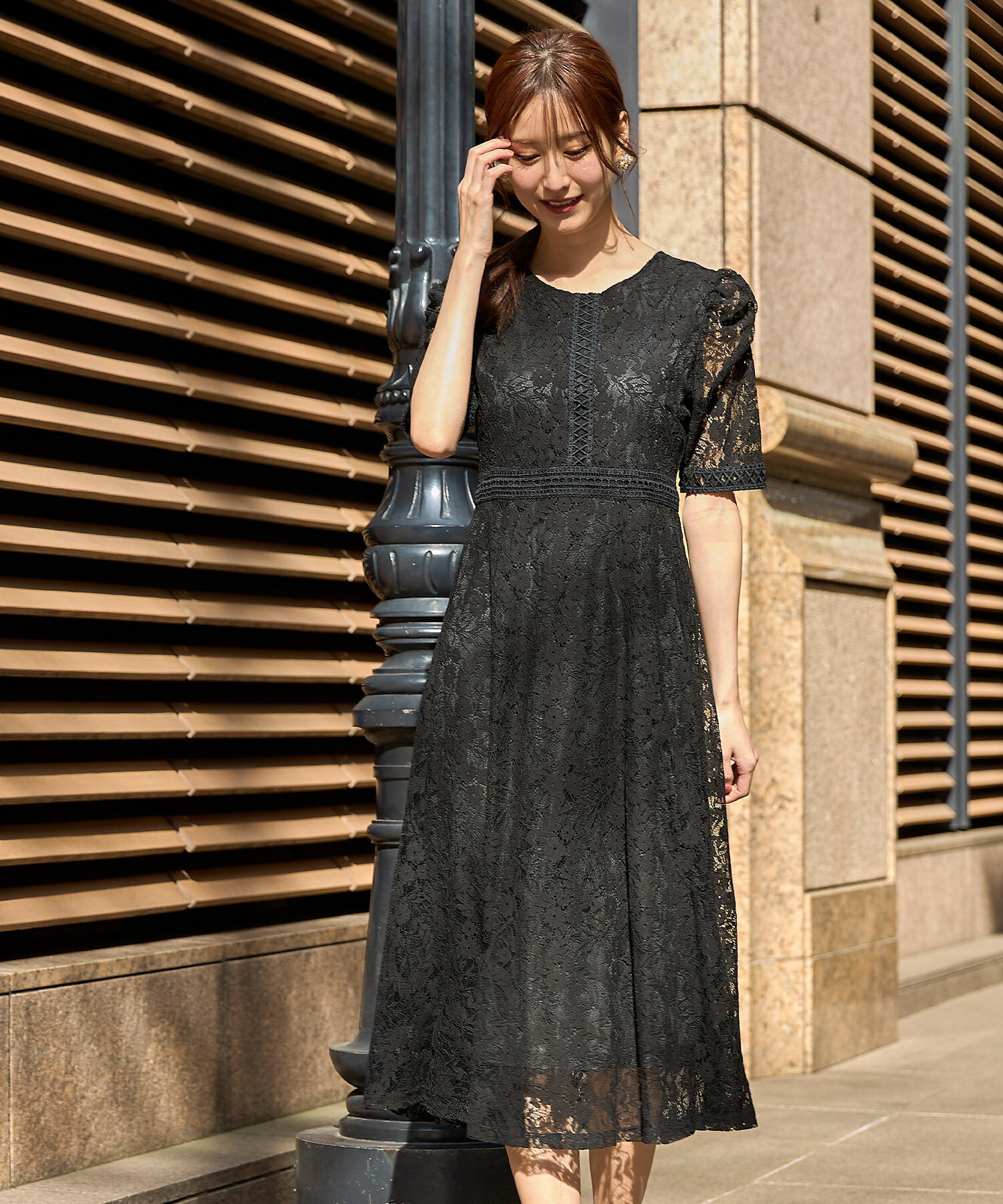 ラインレース×フラワーレースギャザースリーブワンピース【preane プリアン】tocco closet(トッコクローゼット)　ブラック サックスのサムネイル