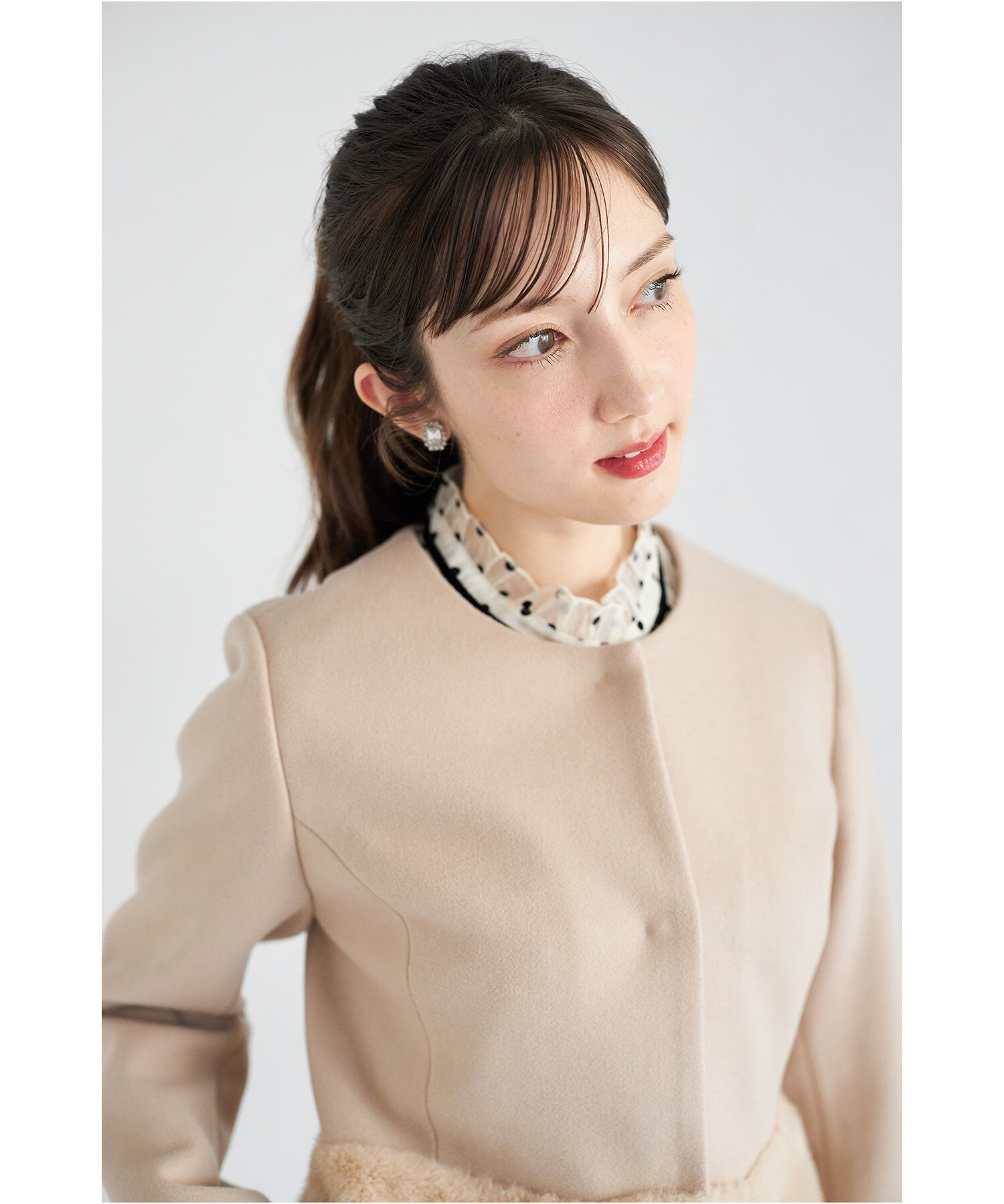 ファー切り替えペプラムコート【rupinea ルピネア】tocco closet(トッコクローゼット)　 ベージュ アイボリー ブラック 6-187624