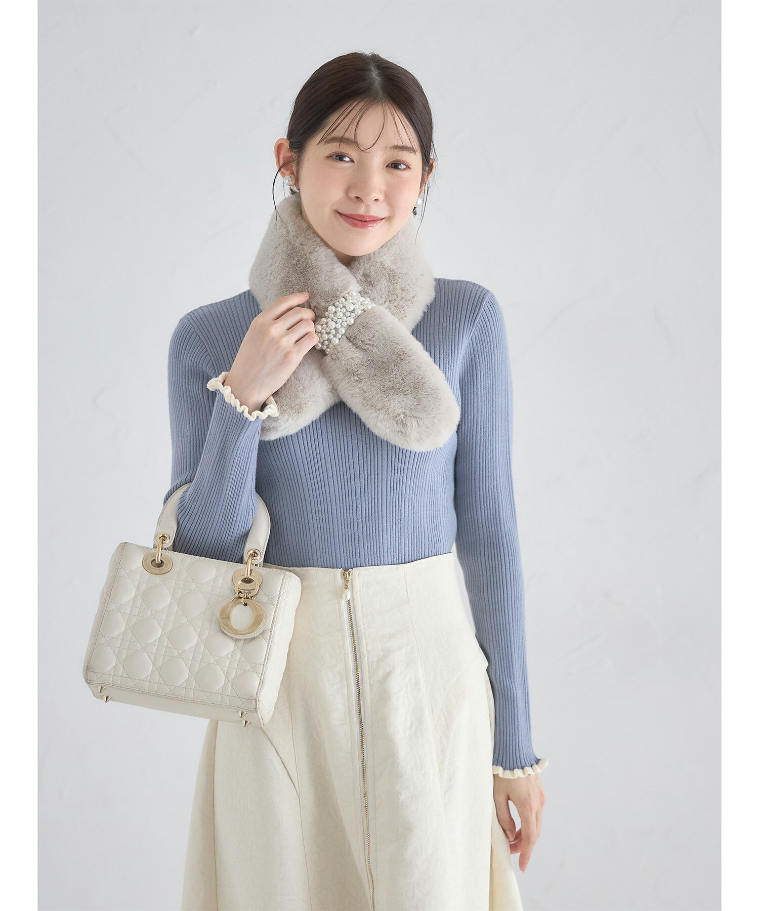 パール付きファーティペット【solica ソリカ】tocco closet(トッコクローゼット)　アイボリー アイスグレー グレージュ 商品番号：186-190072