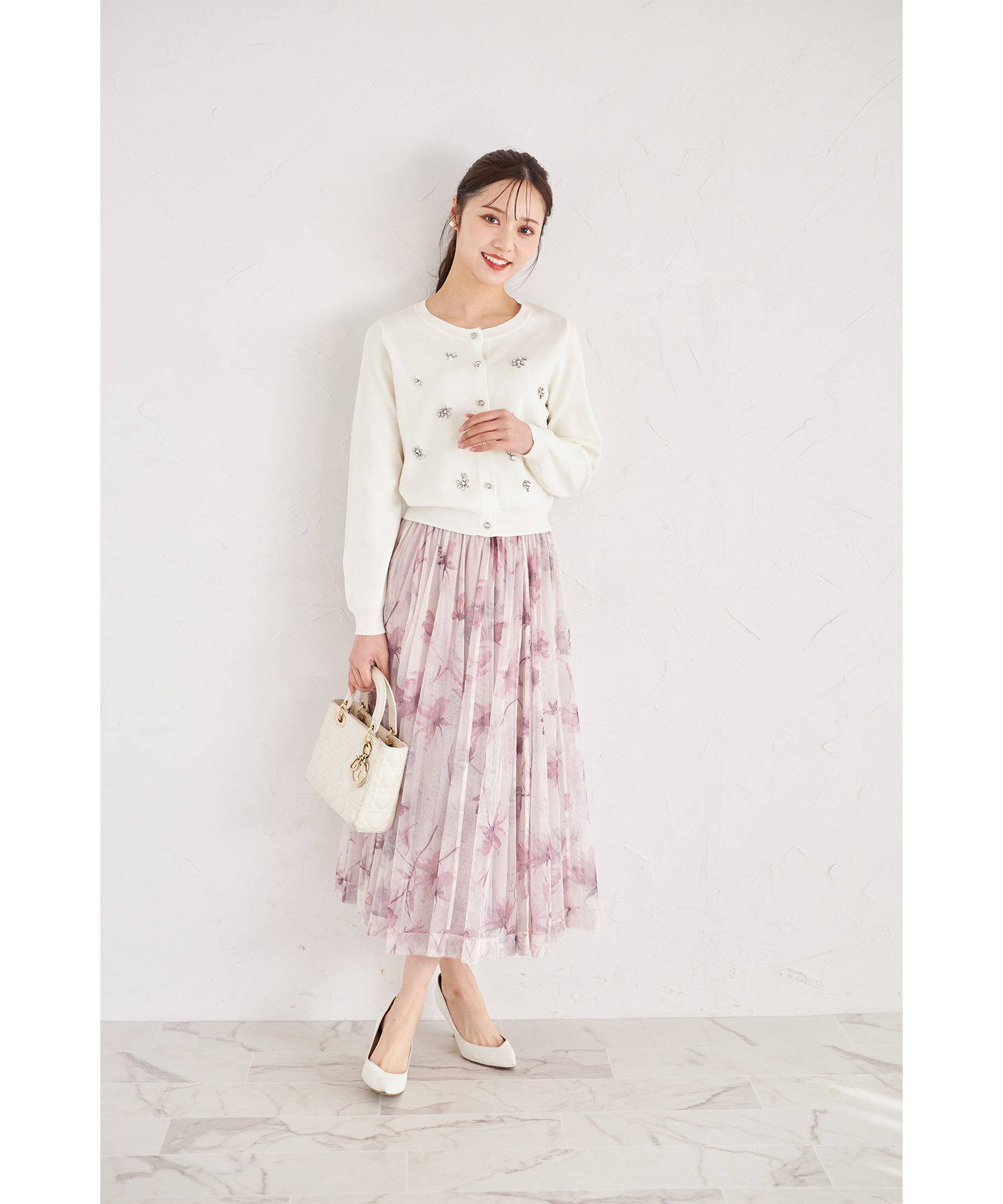 パール＆クリアビジュー付きニットカーディガン【amarylis アマリリス】tocco closet(トッコクローゼット)　 オフホワイト ブラック ネイビー 商品番号：186-192133