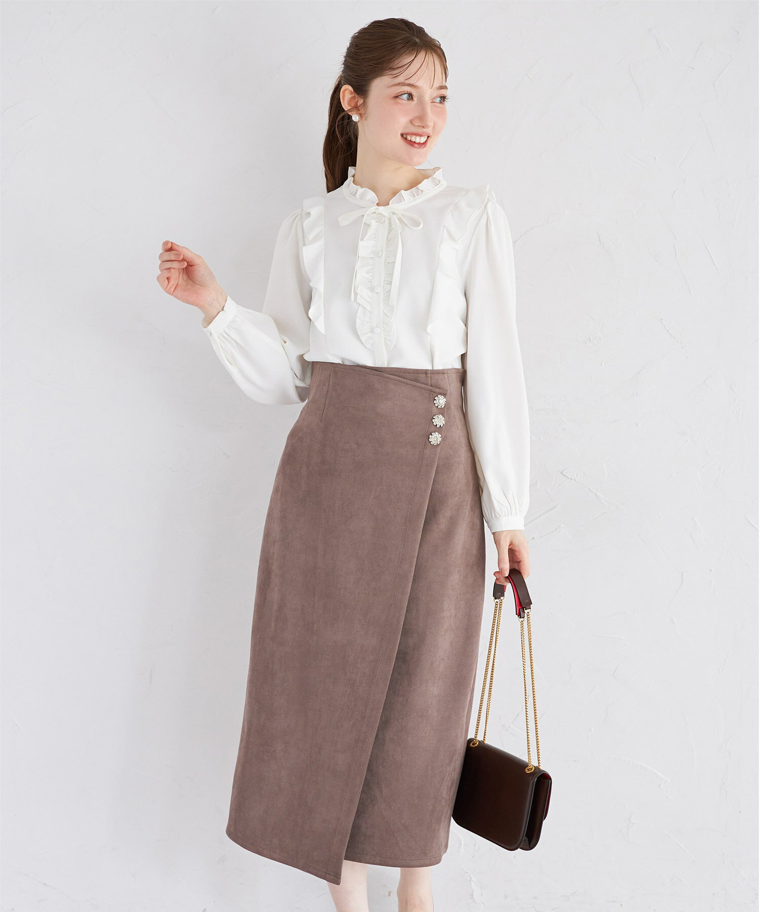 Rakuten - ビジュー付きハイウエストラップタイトスエードスカートtocco closet(トッコクローゼット)　 グレイッシュブラウン グレイッシュピンク アイボリー 商品番号：6-200498