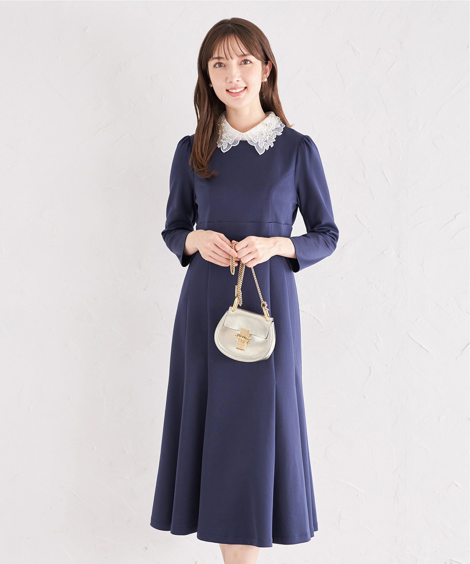 2WAYビジュー×パールレース襟付きマーメイドボンディングワンピース【laurena ラレーナ】tocco closet(トッコクローゼット)　ネイビー ブラック 商品番号：6-193688