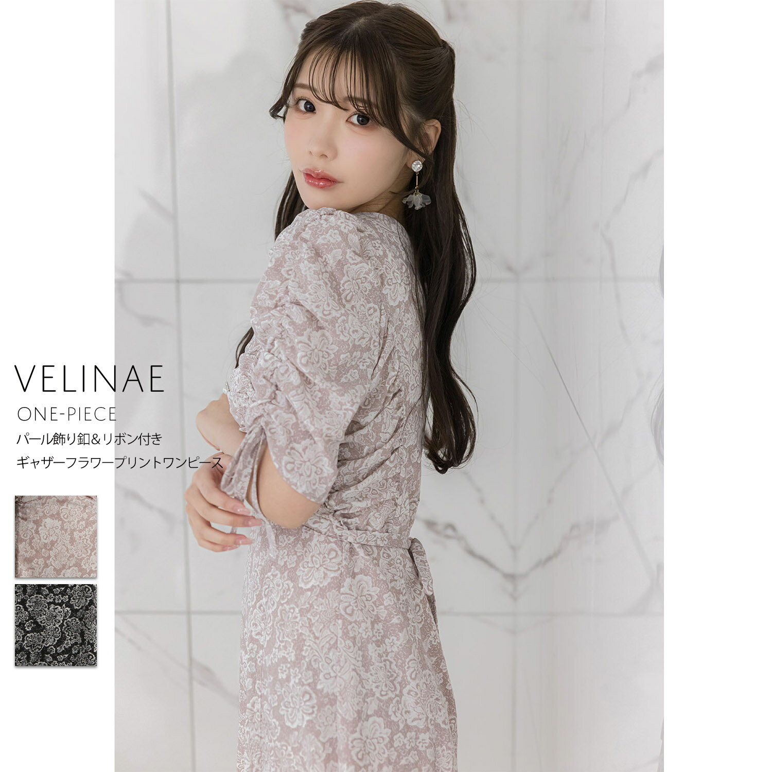 パール飾り釦＆リボン付きギャザーフラワープリントワンピース【velinae ヴェリナイ】tocco closet(トッコクローゼット)　※えみ姉さんはグレイッシュピンク着用　グレイッシュピンク ブラック 商品番号：186-196114のサムネイル