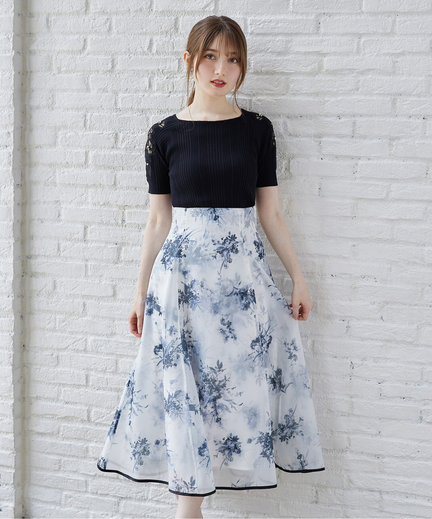 バックレースアップ水彩フラワーレイヤードプリントフレアスカート【elmisa エルミサ】tocco closet(トッコクローゼット)　 ラベンダー ブラック 商品番号：186-198598