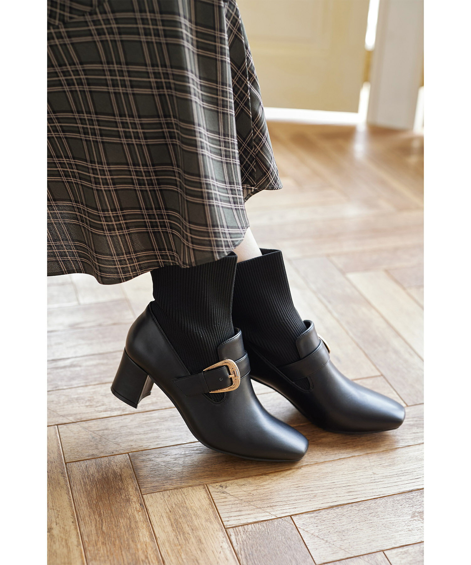 �٥�ȥǥ�����˥åȥɥå��󥰥��硼�ȥ֡��ġ�melzia ��롼����tocco closet(�ȥå����������å�)�� �����ܥ꡼ �֥�å� �֥饦�� �����ֹ桧186-198135