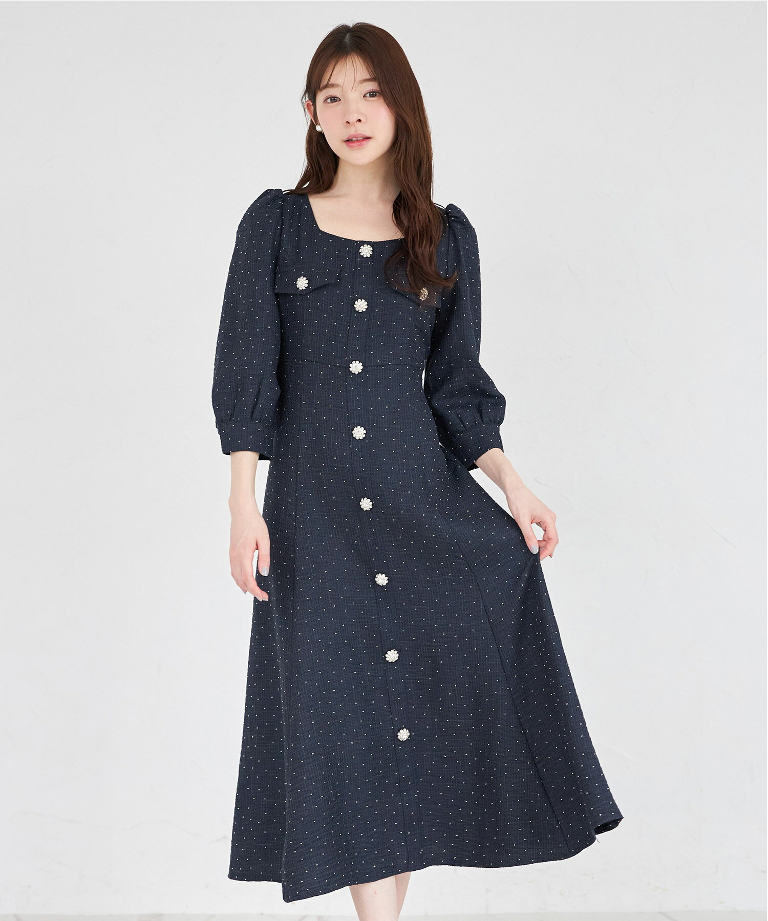 乐天商城 - きらきらストーン付きスクエアネックビジュー飾り釦ワンピースtocco closet(トッコクローゼット)ネイビー グレー 商品番号：186-204026