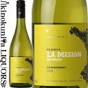 　La Mision de Pirque Chardonnay Reserva ラ ミシオン デ ピルケ シャルドネ レセルバ 色白ワイン 味わい辛口 ヴィンテージ品名に記載 産地チリ　マイポ・ヴァレー 品種シャルドネ ALC度数14% 飲み頃温度℃ キャップ仕様スクリューキャップ ◆発酵〜熟成 収穫した葡萄は、除梗し、やさしくプレス。 発酵：果汁はステンレスタンクに入れ、10〜15日間、16〜18度で発酵。マロラクティック発酵なし。 熟成：ステンレスタンク ◆商品説明 シャブリと同様、ミネラルがあり、味わいのエレガントなシャルドネを目指しています。輝きのある黄金色、洋梨や柑橘系の果実を思わせる際立ったアロマ。口に含むとグレープフルーツのようにきりっとした酸と甘い果実味があり、とてもフルーティな味わい。 　Vina William Fevre Chile 　ヴィーニャ ウィリアム フェーヴル チリ 他よりも高い600〜900mに畑のある「マウンテン・グロウン・ワイナリー」 ◆群を抜く標高の「マウンテン・グロウン・ワイナリー」 畑は、まさに山の中にあります。そのため、畑の開墾もすべて手作業で行い、たいへんな労力が必要でした。 標高が高いアンデスの山で育つ葡萄は、他よりも比較的冷涼な気候の影響を受け、成熟がゆっくりと進みます。その結果、十分な酸を保ち、アルコールが高すぎない、たいへんバランスのとれたワインが出来ます。 「マウンテン・グロウン・ワイナリー」と呼ばれる生産者の多くは500〜550mにありますが、フェーヴル・チリは、もっと高い640〜950mに位置しています。標高の異なる5ヶ所に畑を所有しており、綿密な土壌分析を行った結果、それぞれの品種に最も適した場所に植えています。 サン・ルイス（640m）は、ワイナリーのあるところです。ラス・マハダス（700m）。サン・フアン（840m）で、ウィリアム・フェーヴルが魅せられた畑。マイポ川の上流、さらに標高の高い渓谷の上部に、ラス・トゥーナス（900m）。ボカ　チカ（950m）のアルゼンチン側はウコ・ヴァレーと呼ばれ、マルベックに最適な地域です。 ◆最後は食べて種の味わいで決める収穫時期 収穫は土壌や熟成具合を見て区画ごとに行います。 葡萄の状態は、分析値も参考にしますが、最終的には実際に葡萄を食べて、種の色と味わいで判断しています。 「大切なのは選別を熱心に行うことではなくて、良い葡萄を収穫できるように育てること、収穫の時期を正しく判断すること」 ◆複雑さのため、他品種をブレンド ピノ・ノワール以外の赤は、主要品種の他に必ず違う品種を少量ブレンドします。複雑さを与え、ポテンシャルを高めるためで、加える品種や比率は年によって変わります。 ◆ほとんどフレンチオークの樽を使用 97〜98％がフレンチオーク樽。以前はすべて225Lだった。 クリスティアンは、より酸化が少ないほうがよいと考え、300L（カルムネール用）、500L（シャルドネ、カベルネ用）を導入した。 ワインのヴィンテージについて こちらのアイテムは、予告なくヴィンテージが変更となる場合がございます。正確なヴィンテージが必要な場合は、購入される前にメールにてお問合せ下さいませ。※掲載画像はイメージです。お届けの品のラベルイメージ、ヴィンテージが異なる場合がございます。 メーカー希望小売価格はメーカーサイトに基づいて掲載しています。