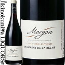 　Morgon Cuvee Vielles Vignes Domaine de la Beche モルゴン キュヴェ ヴィエイユ ヴィーニュ ドメーヌ ド ラ ベッシュ 色赤ワイン 味わいミディアムボディ ヴィンテージ品名に記載 産地フランス ブルゴーニュ ボージョレ 原産地呼称A.O.C. 品種ガメイ ALC度数13.0% 飲み頃温度＿℃ キャップ仕様コルク ◆熟成オーク樽で9ヶ月 ◆商品説明 　70～100年と非常に樹齢の高い葡萄から造られています。土壌は片岩と変成した花崗岩で構成されています。栽植密度は10,000本/haです。手摘みで収穫した葡萄は100％除梗し、ステンレスタンクで発酵させます。熟成はオーク樽で9ヶ月行います。ブラックチェリーやフレッシュなラズベリーのアロマに少しスパイシーな要素が混ざっています。口に含むとアロマと同じ複雑なフレイバーがあり、肉厚で力強く、素晴らしくバランスが取れています。非常になめらかで溶けるようなタンニンは決して重さを感じさせません。 　Olivier Depardon オリヴィエ　デパルドン 　ドメーヌは1848年アンリ　デパルドンによってヴィリエ　モルゴン村に設立されました。今日まで7世代に渡りワイン造りが受け継がれてきました。7代目のオリヴィエ　デパルドンは1985年に4haの畑を相続しました。それ以来、畑を徐々に増やし、現在はモルゴン、レニエ、ボージョレ、ボージョレ　ヴィラージュに合計26haを所有するまでになりました。息子のアレクシス、娘のカロリーヌと共にワイン造りを行っています。 ワインのヴィンテージについて こちらのアイテムは、予告なくヴィンテージが変更となる場合がございます。正確なヴィンテージが必要な場合は、購入される前にメールにてお問合せ下さいませ。※掲載画像はイメージです。お届けの品のラベルイメージ、ヴィンテージが異なる場合がございます。 メーカー希望小売価格はメーカーサイトに基づいて掲載しています。