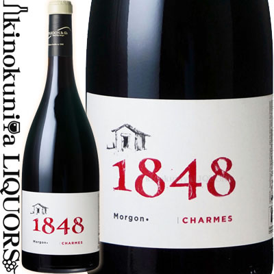 　Morgon Charmes 1848 オリヴィエ　デパルドン ＜1848＞ 色赤ワイン 味わいフルボディ ヴィンテージ品名に記載 産地フランス ブルゴーニュ ボージョレ 原産地呼称A.O.C. 品種ガメイ ALC度数13.0% 飲み頃温度＿℃ キャップ仕様コルク 年間生産量7000本 ◆熟成225Lのオーク樽で11ヶ月 ◆商品説明 　ワイン名にある「1848」はドメーヌが設立された年で、これまでのドメーヌの歴史に敬意が込められています。「シャルム」に所有する1haの区画の葡萄から造られています。葡萄の樹齢は約100年と非常に古く、栽植密度は10,000本/haです。土壌は変成した花崗岩で構成されています。手摘みで収穫した葡萄は100％除梗します。発酵、熟成ともに225Lのオーク樽で行い、熟成も同じ樽で11ヶ月行います。 　ほとんど黒に近い濃い赤色、砂糖漬けのチェリーや樽によるバニラのアロマが広がります。非常に力強い口当たりで、余韻にはしっかりとしたタンニンが感じられます。 　Olivier Depardon オリヴィエ　デパルドン 　ドメーヌは1848年アンリ　デパルドンによってヴィリエ　モルゴン村に設立されました。今日まで7世代に渡りワイン造りが受け継がれてきました。7代目のオリヴィエ　デパルドンは1985年に4haの畑を相続しました。それ以来、畑を徐々に増やし、現在はモルゴン、レニエ、ボージョレ、ボージョレ　ヴィラージュに合計26haを所有するまでになりました。息子のアレクシス、娘のカロリーヌと共にワイン造りを行っています。 ワインのヴィンテージについて こちらのアイテムは、予告なくヴィンテージが変更となる場合がございます。正確なヴィンテージが必要な場合は、購入される前にメールにてお問合せ下さいませ。※掲載画像はイメージです。お届けの品のラベルイメージ、ヴィンテージが異なる場合がございます。 メーカー希望小売価格はメーカーサイトに基づいて掲載しています。