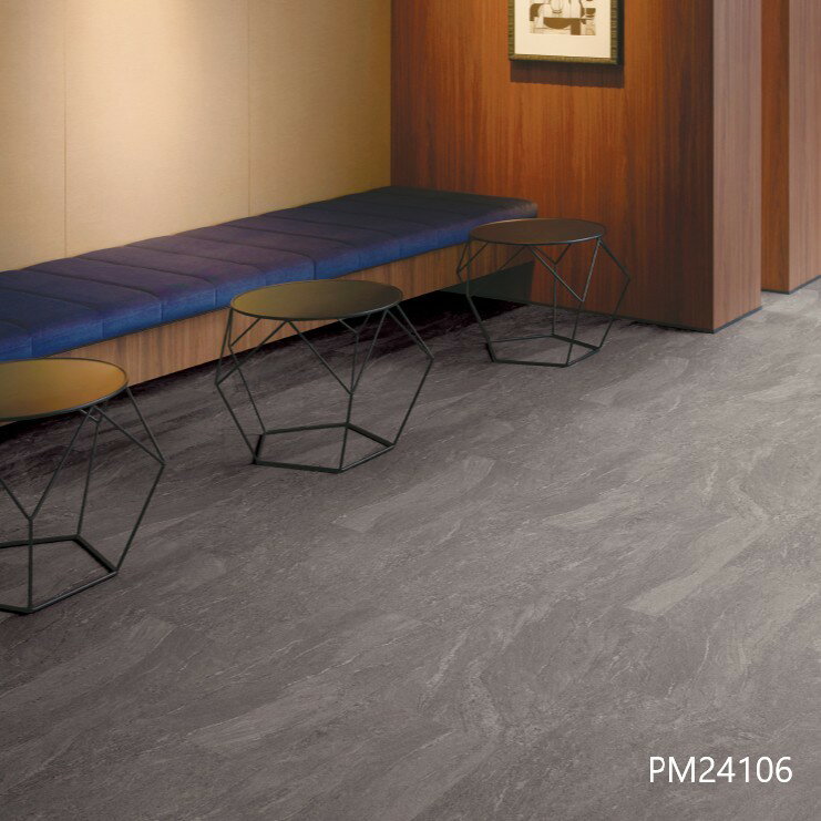 商品情報商品品番pm24105 pm24106pm-24105 pm-24106PM24105 PM24106PM-24105 PM-24106商品特徴品種：複層ビニル床シート FS規格：全厚 2.0mm（表層透明ビニル層0.5mm） 幅 ...