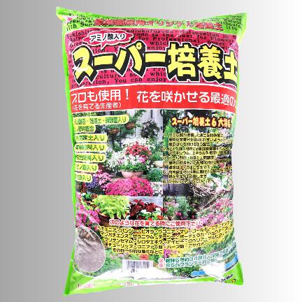 すごい培養土 地域の生産者の方たちとの共同開発で生まれた培養土 12種類の原料と速効性・緩効性肥料入り