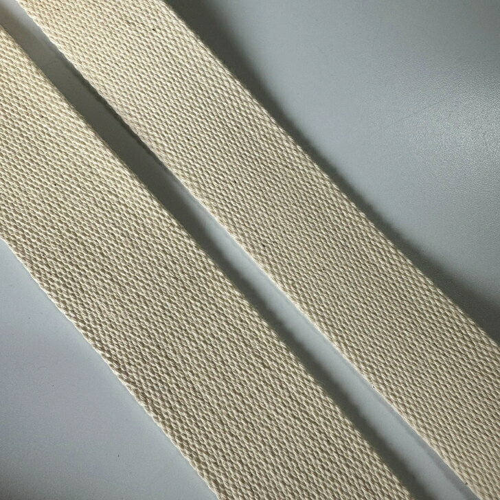 日本製 【コットンテープ ふんわり】 (20mm 25mm 30mm 38mm 50mm / 約2.3mm厚 / 1m~) コットン 綿 綾 平テープ 平織り アクリルテープ 綿テープ カバンテープ 手芸テープ ハンドメイド資材 PP ナイロン 杉綾 鞄 かばん 持ち手 ショルダー コットンテープ toji102-10000071 テープ専門店 102 サンプル画像3