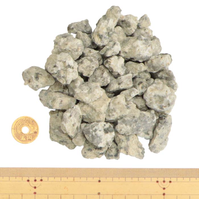白川砂利 8分 (約21-30mm) 1000kg (20kg×50袋) | 庭 砂利 大量 おしゃれ 1トン 石 種類 敷石 庭石 敷く 砂利石 和風 枯山水 小石 大粒 販売 庭用 diy リフォーム 造園 外構 エクステリア ガーデン エントランス 3