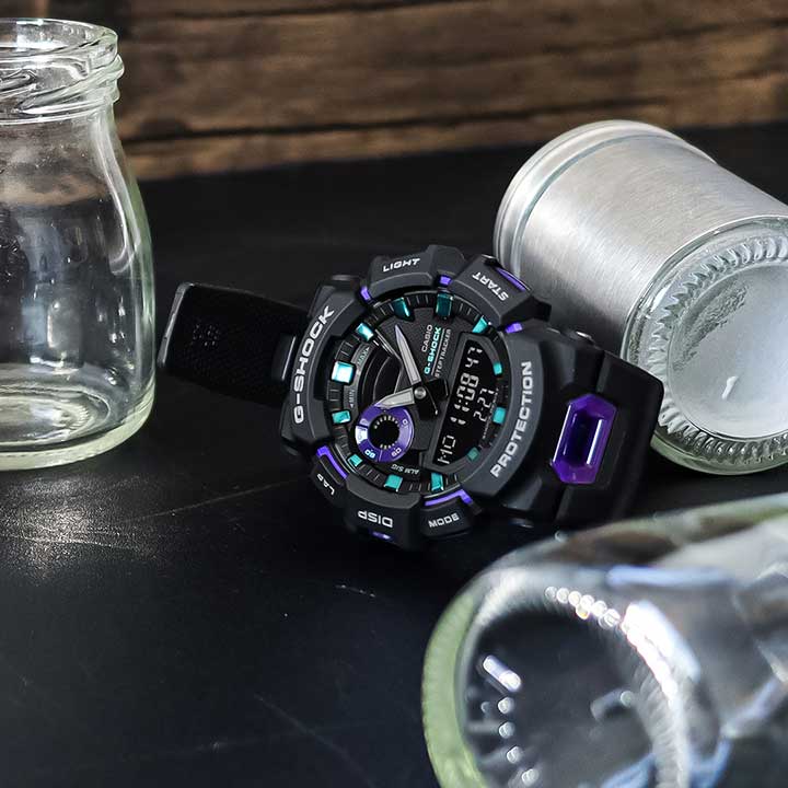 G-SHOCK Gショック ジーショック 腕時計 時計 メンズ アナログ CASIO カシオ GBA-900-1A6 Bluetooth ウレタン 黒 ブラック 紫 パープル 逆輸入 カジュアル おしゃれ かっこいい 海外モデル 誕生日プレゼント 男性 プレゼント 中学生 高校生 彼氏 旦那 ギフト