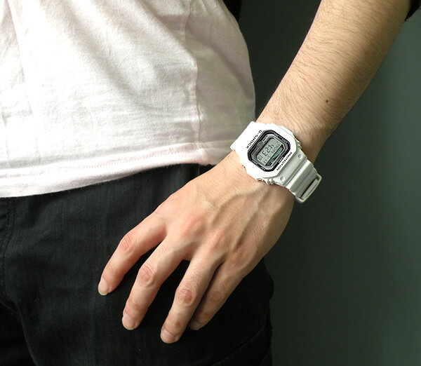 商品到着後レビューを書いて3年保証 CASIO カシオ Gショック ジーショック G-SHOCK メンズ 腕時計 G-LIDE ORIGIN デジタル スクエア GLX-5600-7 海外モデル G-SHOCK Gショック ジーショック 白 ホワイトスポーツ 誕生日 ギフト