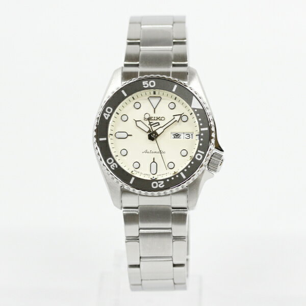 特徴 ムーブメント 自動巻き 防水 10気圧防水 サイズ 本体サイズ 縦×横×厚(ラグ・リューズ除く)：約44.2×38×12.1mm 重さ 約140g バンドサイズ 最小〜最大：約〜20.5cm 素材 ケース素材 ステンレス ケースカラー...