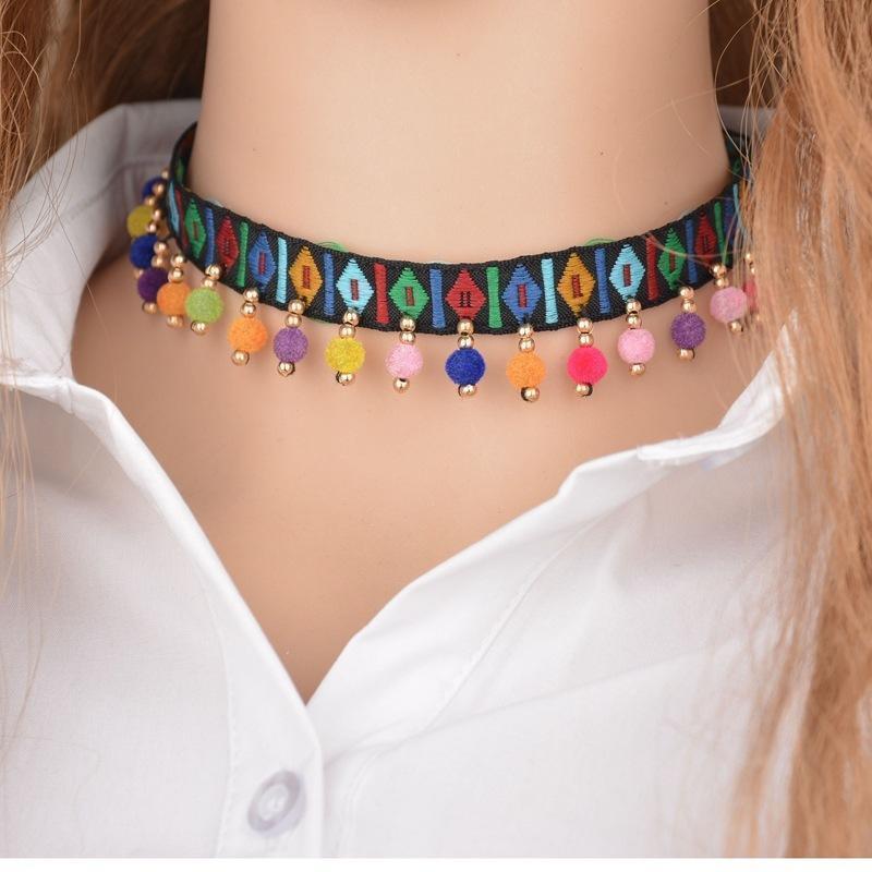 チョーカー ネックレス 首飾り レディース アクセサリー カラフル エスニック調 アジアン風 刺繍 ポン..