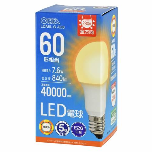 特　徴●一般電球60形相当の明るさ●配光角約280°全方向のタイプ●密閉器具対応●省エネ法2027年度目標基準達成●電球色●口金はE26●LED5年保証仕　様■寸法：全長…105mm、最大径…55mm■質量：42g■定格消費電力：7.6W■定格入力電流：0.134A■全光束：840 lm■エネルギー消費効率：110.5 lm/W■平均演色評価数：Ra84■定格寿命：40000h※屋内用（屋外使用禁止）※交流 100V 50/60Hz 共用【ご注意】※次のような器具には使用できません。・調光機能のついた器具（100%点灯でも使用不可）・誘導灯、非常用照明器具・HIDランプ器具、水銀灯器具・直流電源※このほか使用器具の種類によって寸法的、熱的、その他の状況（リモコン機器のついた器具など）により使用できない場合があります。※ご使用になられる照明器具の構造によっては、放熱不良で短寿命となることがあります。※密閉器具でのご使用の場合、器具の寸法により、使用できない場合や寿命が短くなる場合があります。※人感スイッチなど自動点滅装置や遅れ停止スイッチなどには使用できない場合があります。※交流100V、周波数50/60Hz以外の電源では使用しないでください。※ランプ周囲温度が40℃を超える場所では使用しないでください。※ラジオやテレビなどの音響および映像機器の近くで点灯すると、雑音が入ることがあります。（雑音が入るときは、ランプから1m以上離してご使用ください。）※赤外線リモコンを採用した機器（テレビやエアコンなど）の近くで点灯すると、機器が誤作動することがあります。※水洗いや分解・改造はしないでください。※点灯中のランプを長時間直視しないでください。目に悪影響を及ぼすおそれがあります。